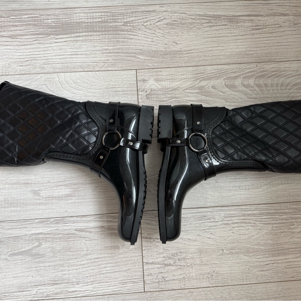 Stuart Weitzman Black Leather & Rubber Stirrup Rain Boots Size 39 (Size 8.5) - Picture 11 of 16